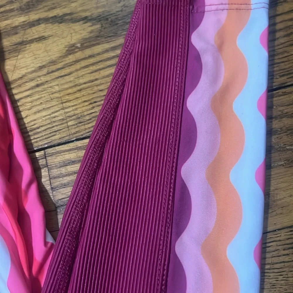 BEACH RIOT Megan Leggings Wave high rise ribbed pink athleisure NWOT SZ XS - Picture 4 of 7